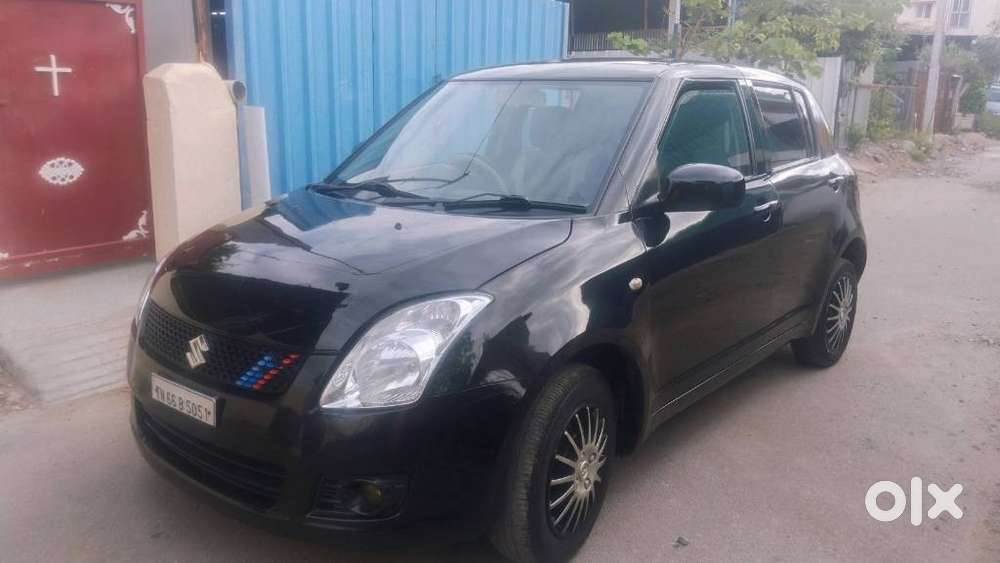 Maruti Suzuki Swift Vxi + Manual, 2010, Petrol