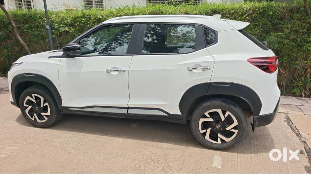 Nissan Magnite Xv 2023 Model