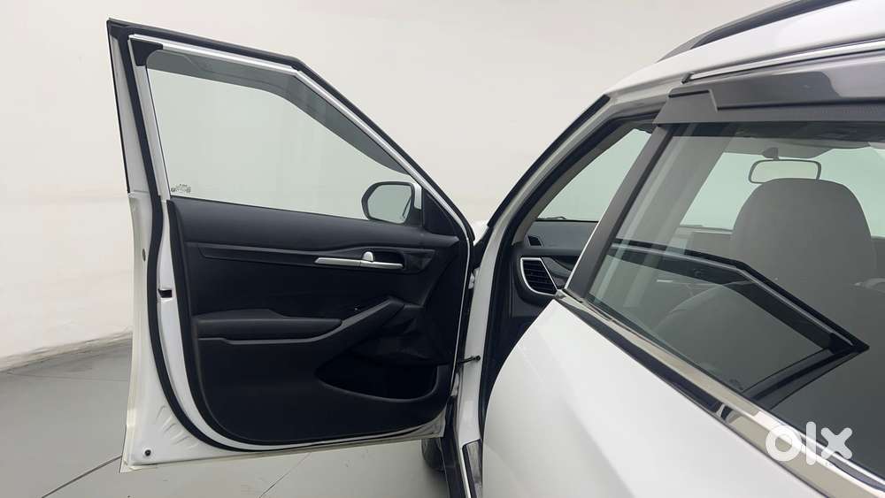 Kia Seltos 1.5 Htk+, 2023, Petrol