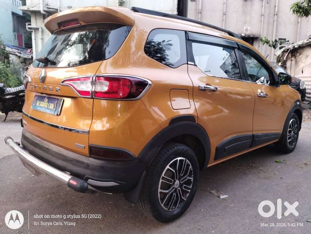 Renault Triber Rxz, 2020, Petrol