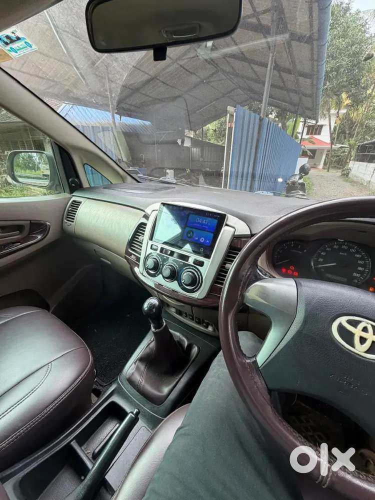 Toyota Innova Diesel 2016 2nd Owner Re Registered