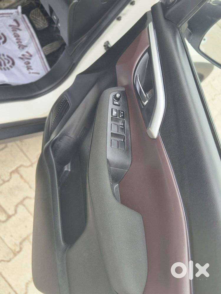 Maruti Suzuki Grand Vitara 1.5 Delta Smart Hybrid At, 2023, Petrol