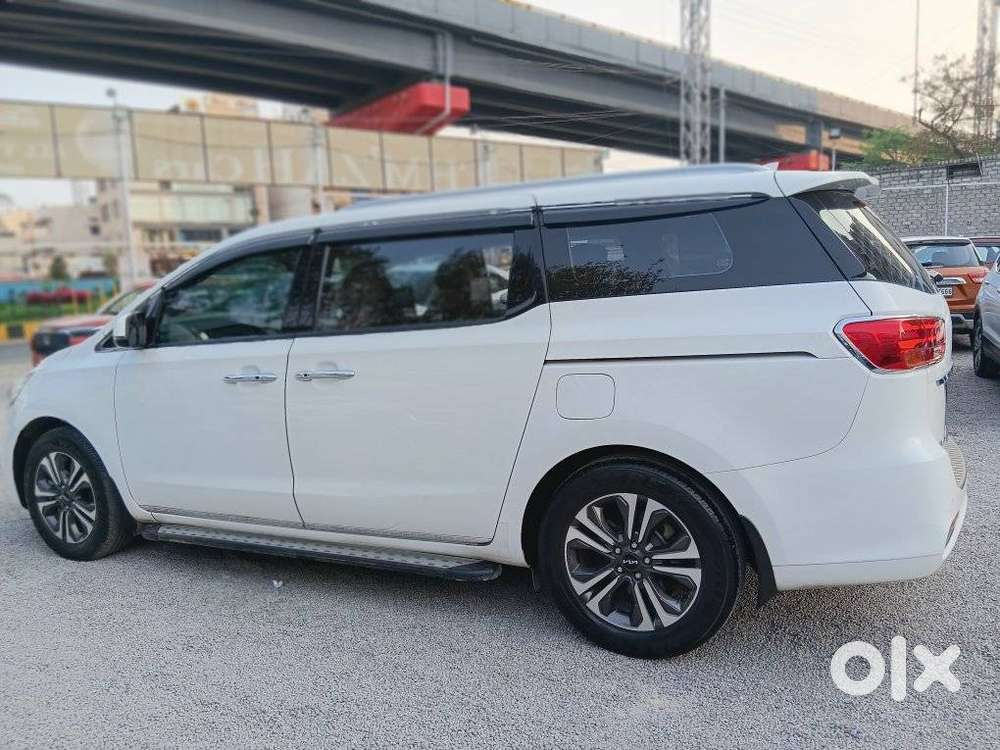 Kia Carnival Limousine Plus 7 Str, 2023, Diesel
