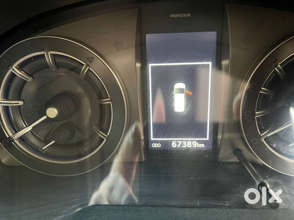 Toyota Innova Crysta 2.8z Automatic, 2022, Diesel