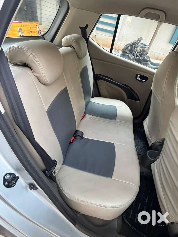 Hyundai I10 Sportz At, 2012, Petrol