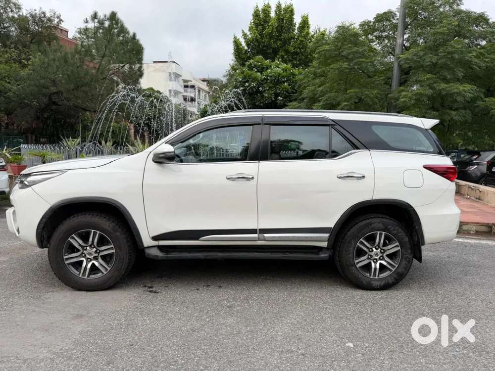 Toyota Fortuner 4x2 At, 2017, Diesel