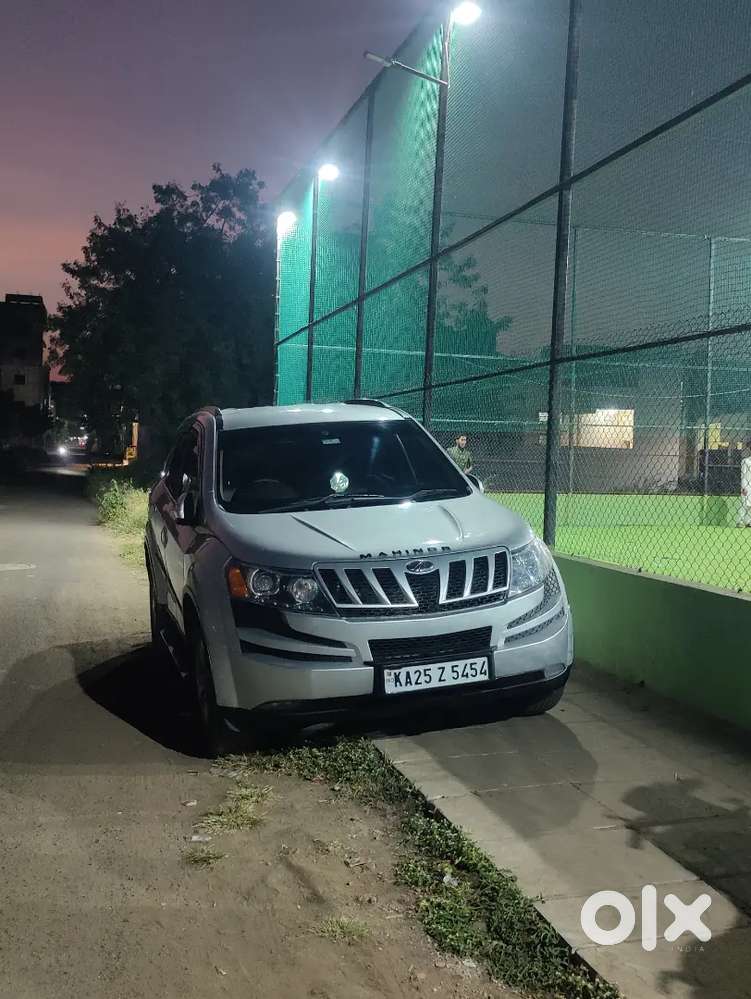 Mahindra Xuv500 2012