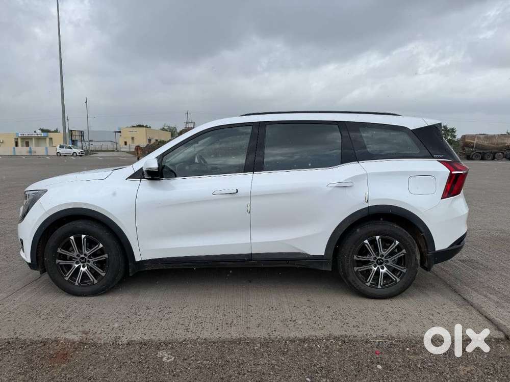 Mahindra Xuv700 2024 Diesel 15900 Km Driven