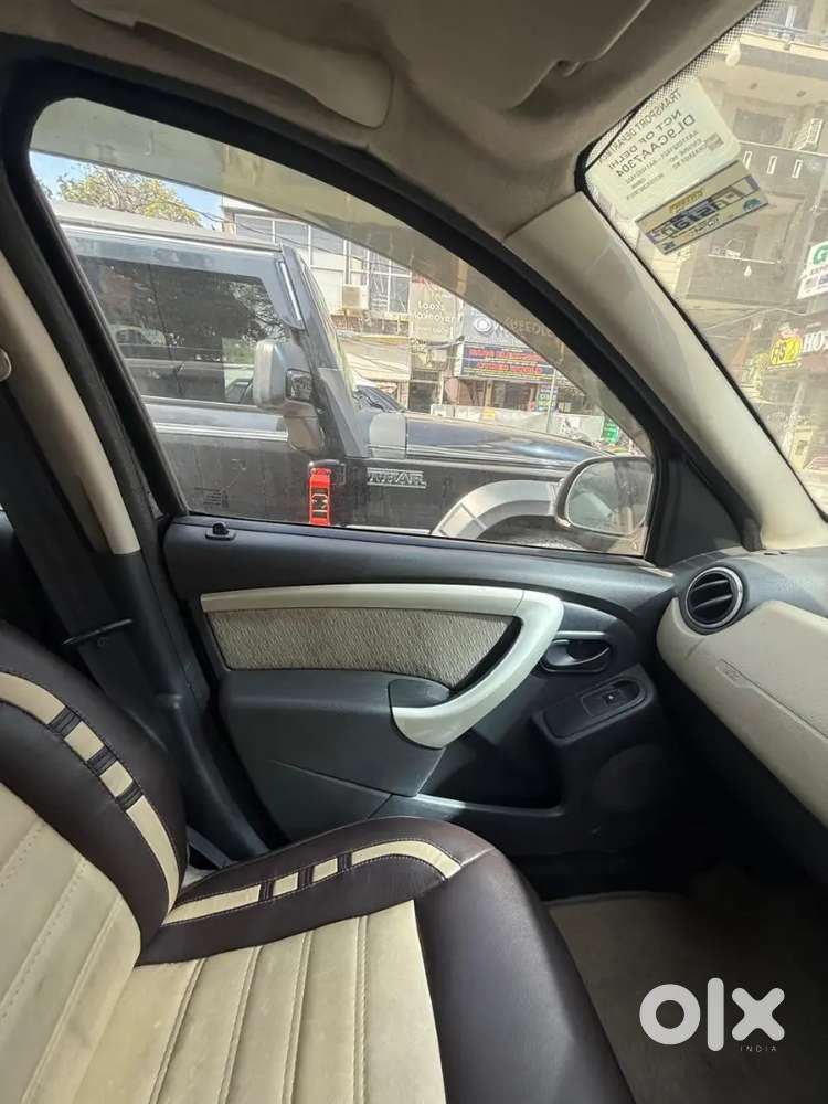Renault Duster 2014 Petrol Well Maintained