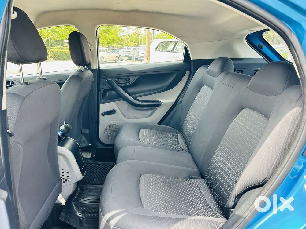 Tata Nexon 1.2 Revotron Xe, 2017, Diesel