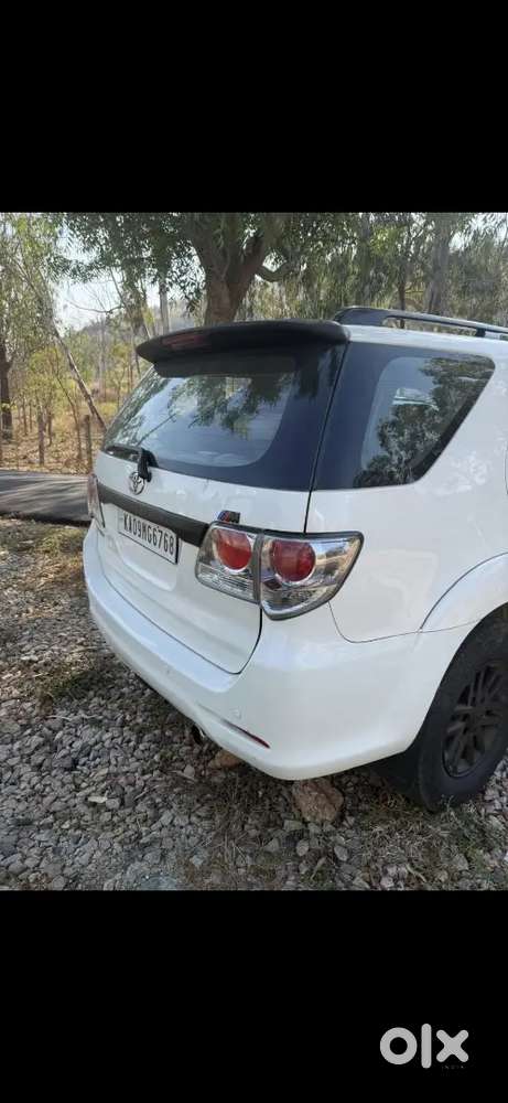 Toyota Fortuner  2014 Diesel 98000 Km Driven