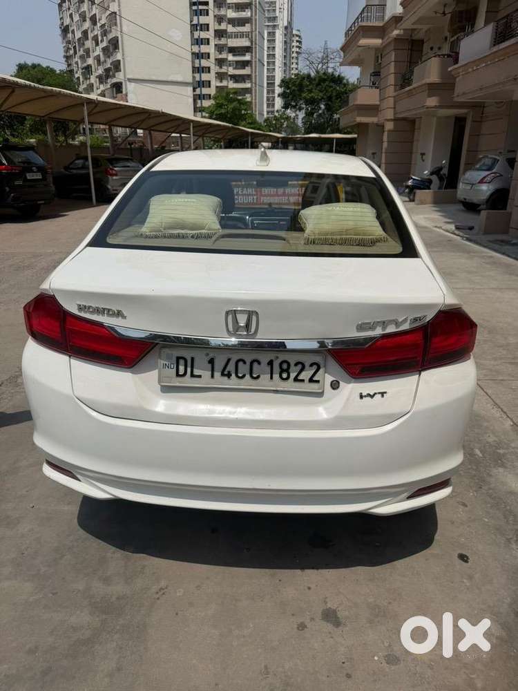 White Honda City Sv Ivtec Petrol