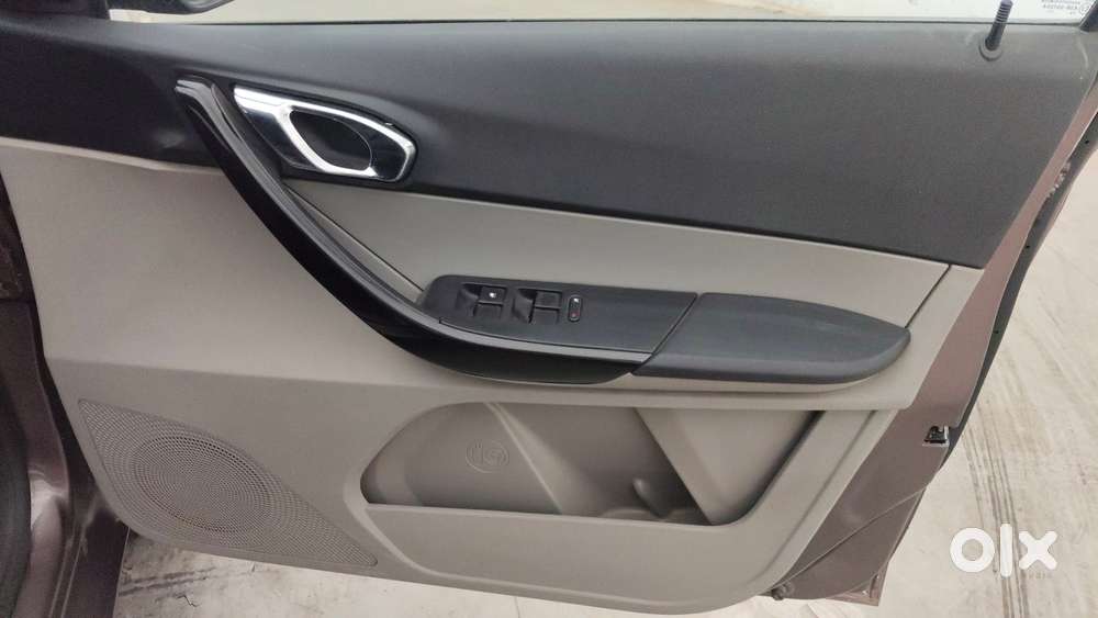 Tata Tiago 1.2 Revotron Xz, 2018, Petrol