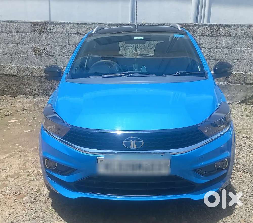 Less Kilometers Driven, Mint Condition, Full Option, Dual Tone,,