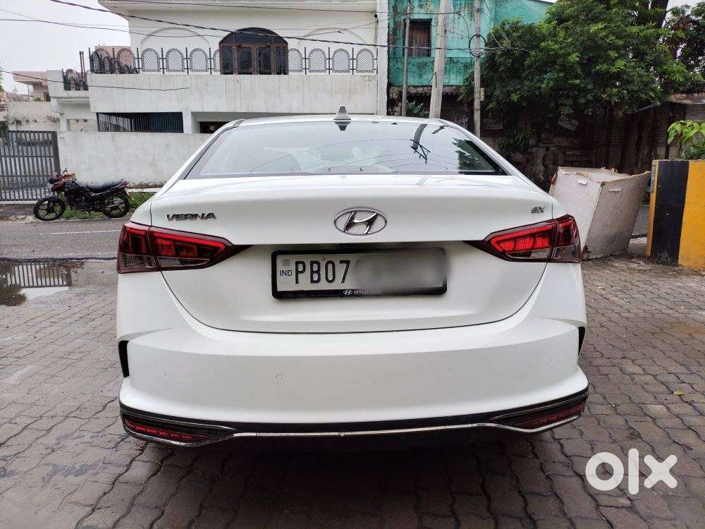Hyundai Verna 1.5 Sx (o) Diesel Mt, 2022, Diesel