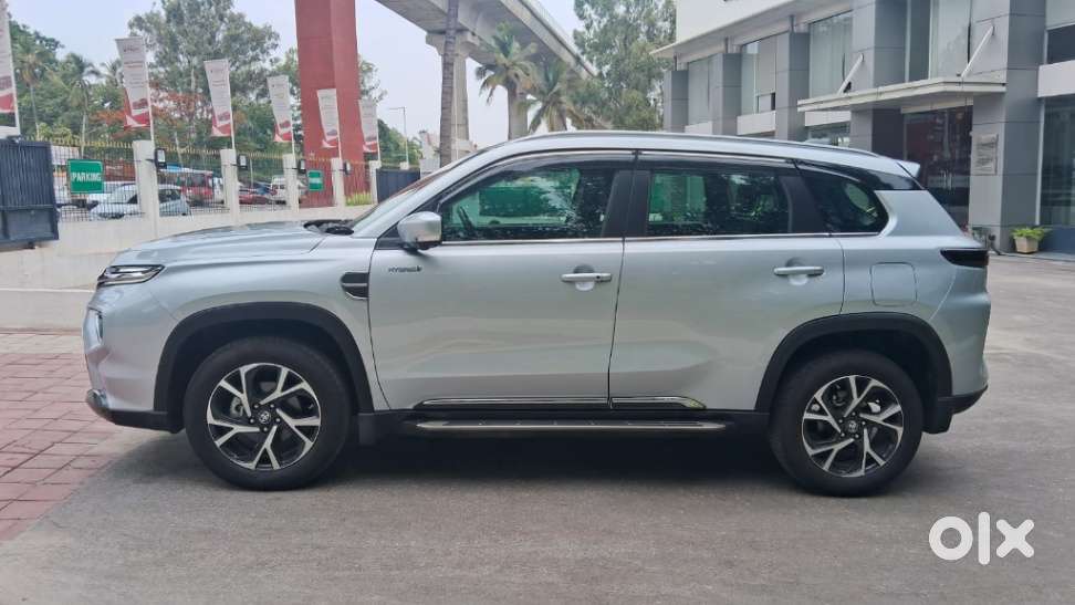 Toyota Urban Cruiser Hyryder 1.5 V Hybrid, 2025, Petrol