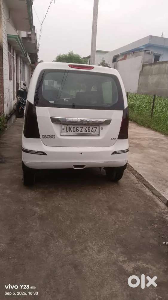 Lxi Maruti Suzuki Wagon R 2013 2nd Owner