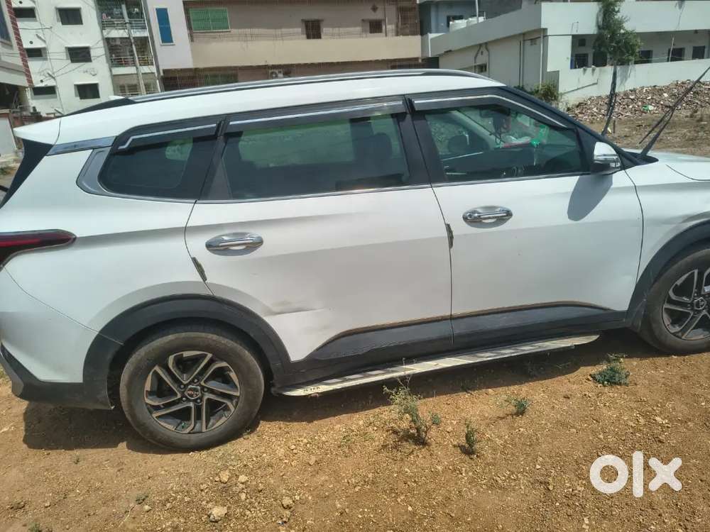 Kia Carens Luxury Diesel 2023