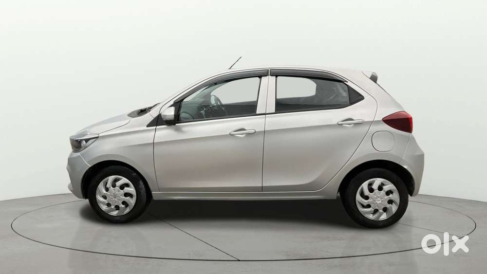Tata Tiago 1.2 Revotron Xt, 2020, Petrol