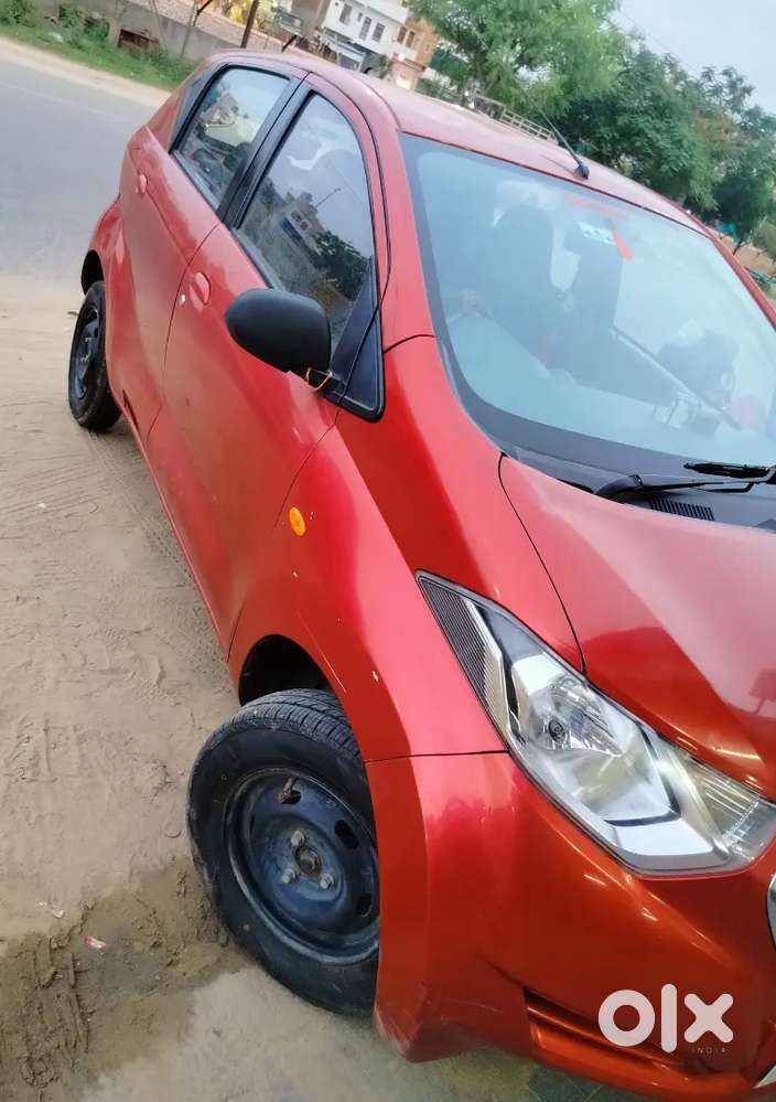 ये कार हाथ चलेगी है बहुत अच्छा माइलेज