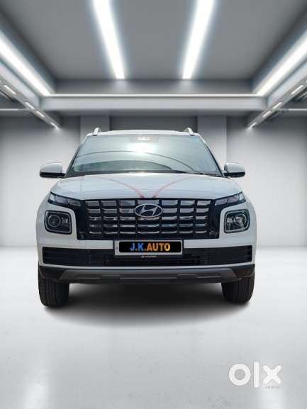 Hyundai Venue Sx Mt, 2022, Petrol