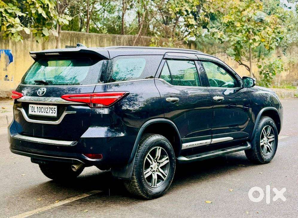 Toyota Fortuner 4x2 At 2.7 Petrol, 2022, Petrol
