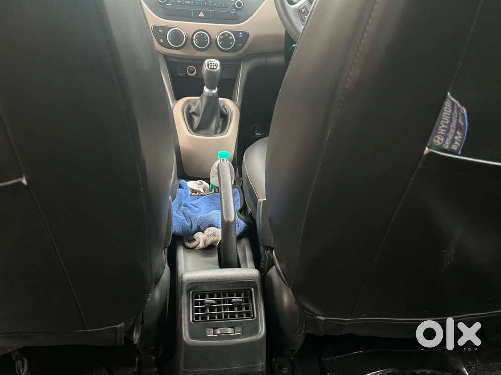 Hyundai Grand I10 Sportz 2016 Petrol