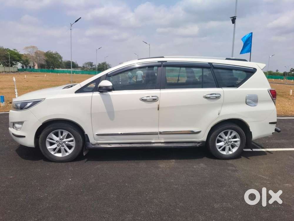 Toyota Innova Crysta 2018 Diesel Well Maintained