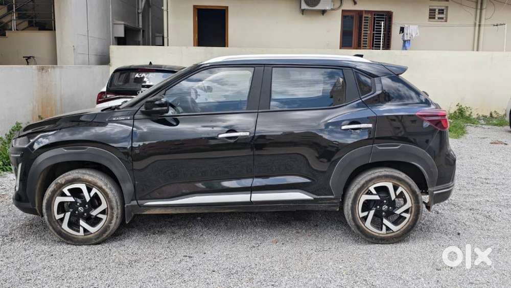 Nissan Magnite 1.0 Xv, 2023, Petrol