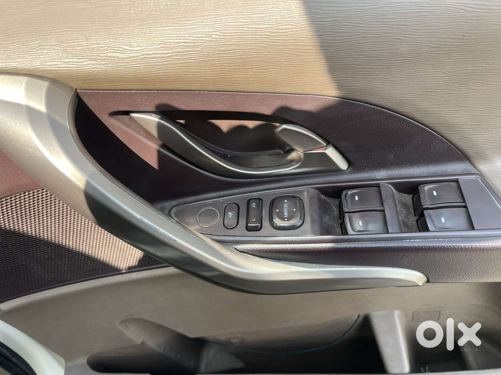 Mahindra Xuv500 2011-2015 W6 2wd, 2015, Diesel