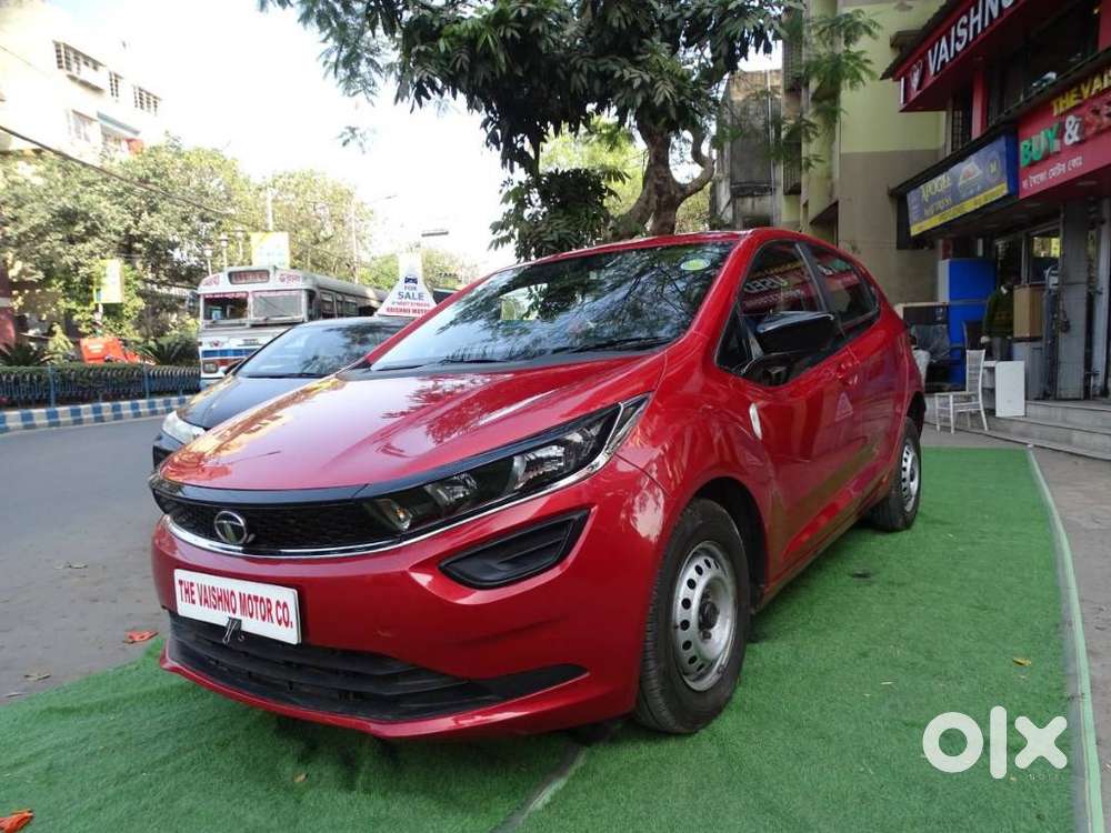 Tata Altroz 1.2 Xe, 2022, Petrol