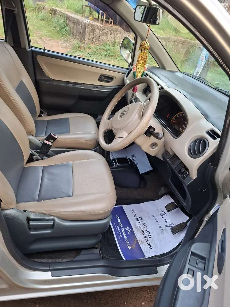 A/c.power Steering. Power Window. Centre Lock. Steerio.