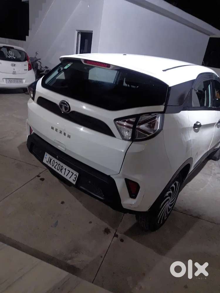 Tata Nexon 2023 Petrol One Hand Drive Feel Like New Car