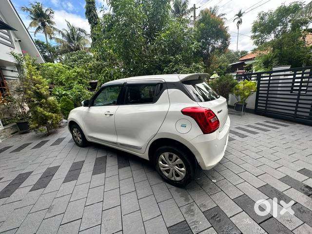 Maruti Suzuki Swift 2018 Petrol 89000 Km Driven