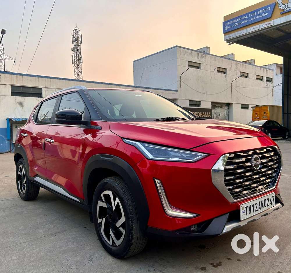 Nissan Magnite 1.0 Xv Premium, 2022, Petrol