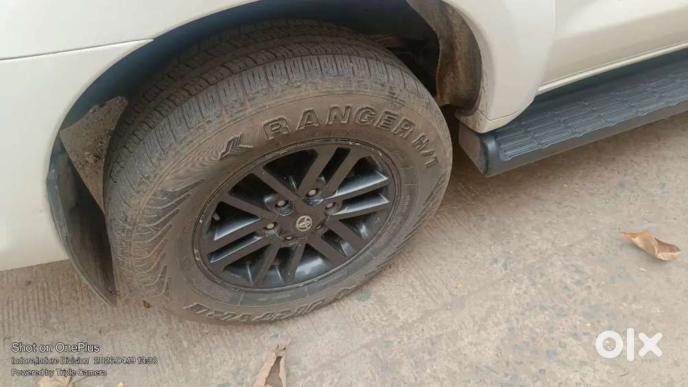 Toyota Fortuner 2016 Diesel 221000 Km Driven