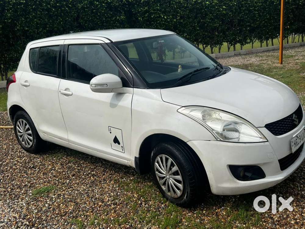 Maruti Suzuki Swift 2012 Cng & Hybrids 131000 Km Driven