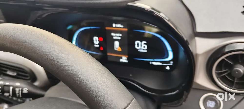 Hyundai Exter 2025 Petrol 2700 Km Driven