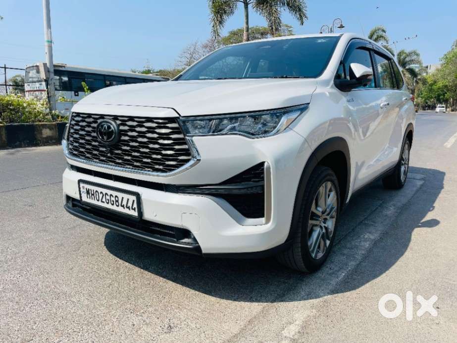 Toyota Innova Hycross 2.0 Zx (o) Hybrid 7 Str, 2024