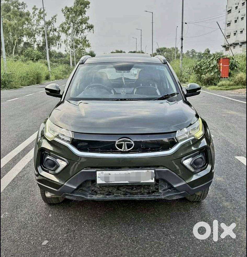 Tata Nexon 1.5 Revotorq Xm (s), 2021, Petrol