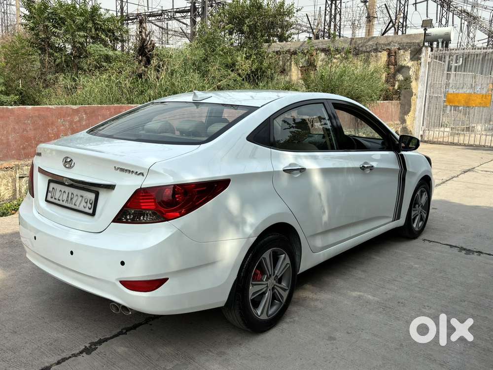 Hyundai Verna Transform 1.6 Sx Vtvt, 2013, Petrol
