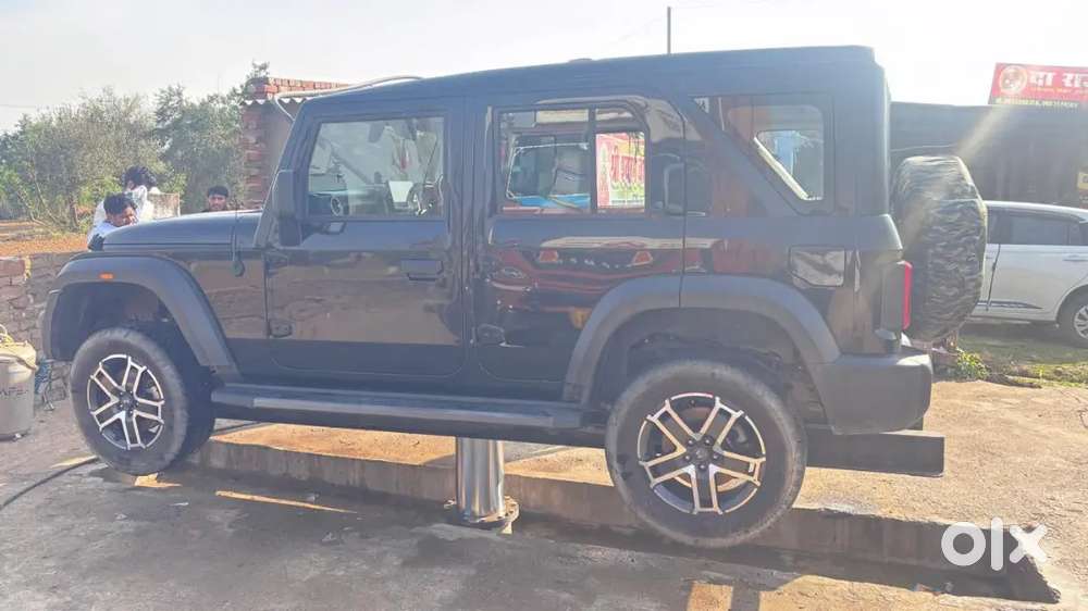 Mahindra Thar Roxx Diesel 2025
