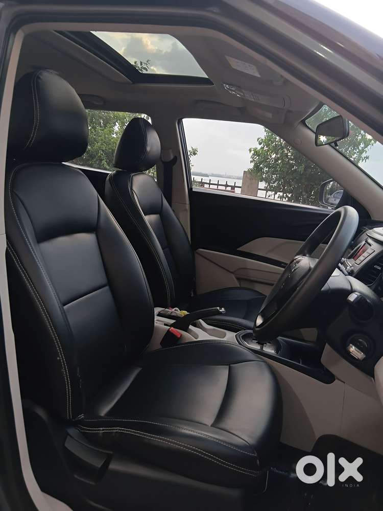 Mahindra Xuv300 W6 Amt Diesel, 2023, Diesel