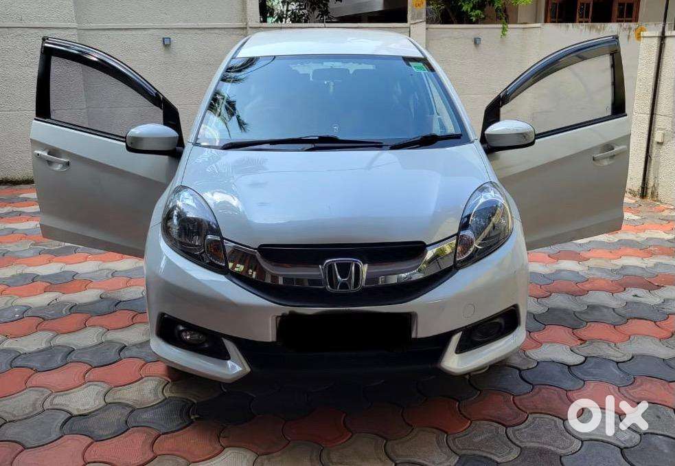 Honda Mobilio 2015 Petrol Well Maintained