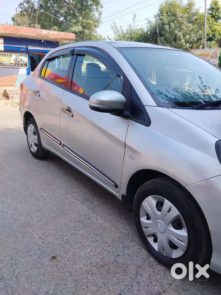 Maruti Suzuki Swift Dzire 1.2 Vxi Bsiv, 2012, Cng & Hybrids