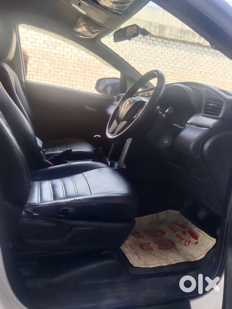 Toyota Innova Crysta 2.4 G Mt 7 Str, 2022, Diesel