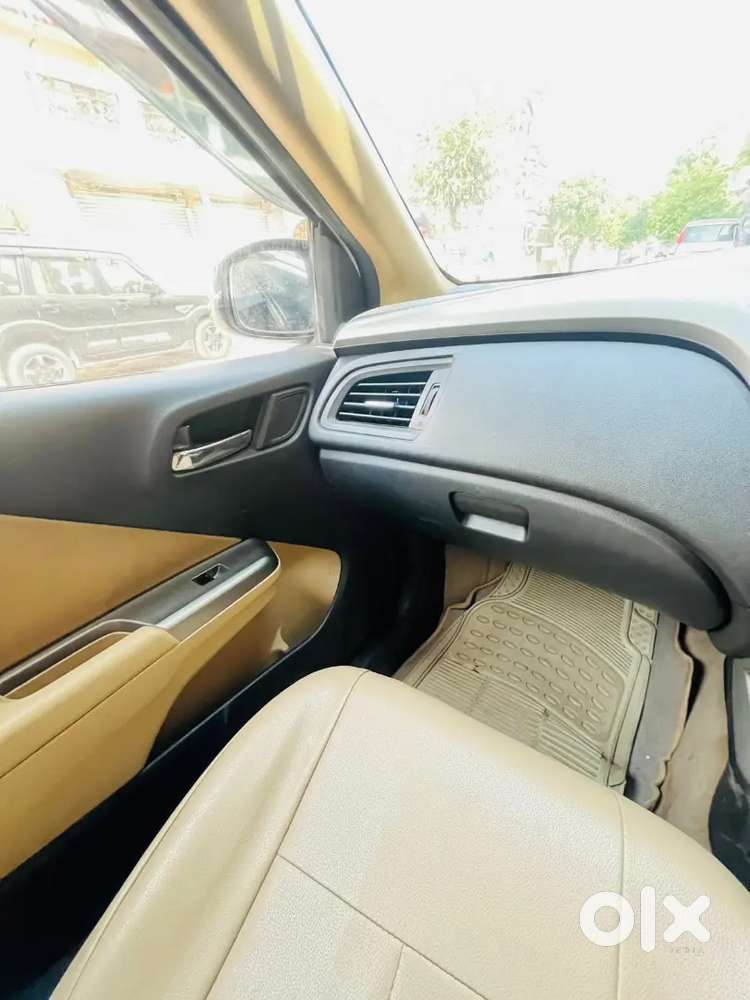 Honda City Very Less Driven ,vip Number ,doctor's Car Ready For Sale