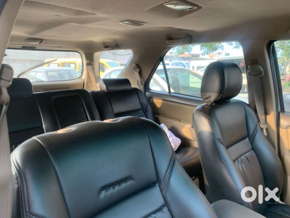 Toyota Fortuner Diesel 2012