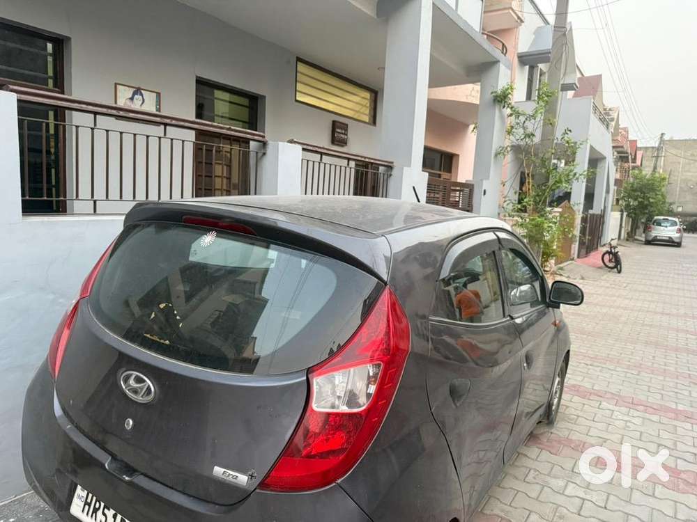 Hyundai Eon 2015 Petrol Well Maintained