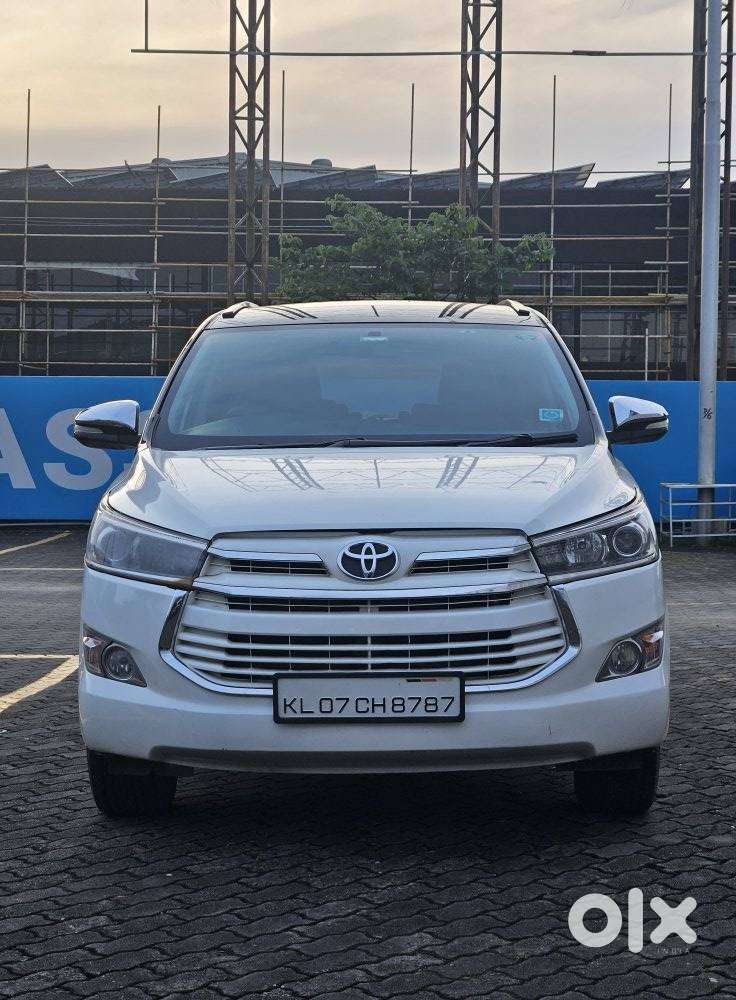 Toyota Innova Crysta 2.8 Z, 2016, Diesel